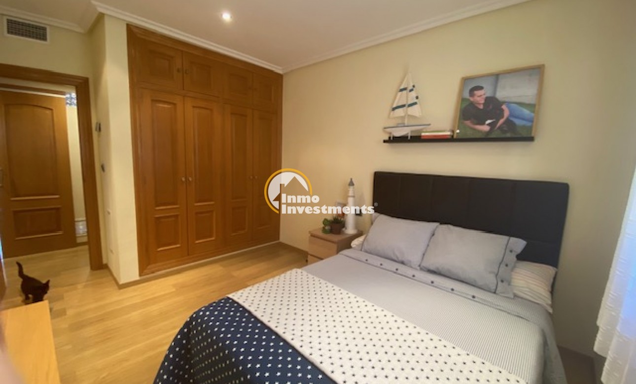 Resale - Finca - Murcia