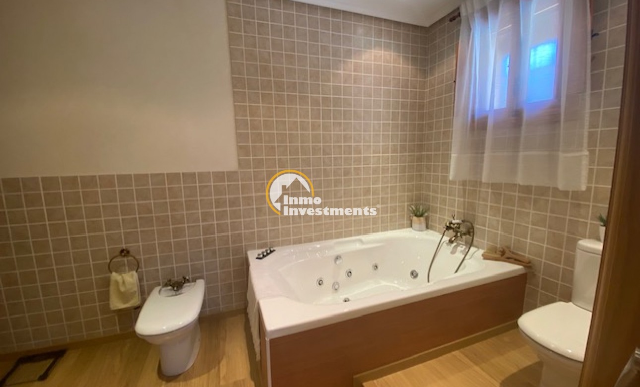 Resale - Finca - Murcia