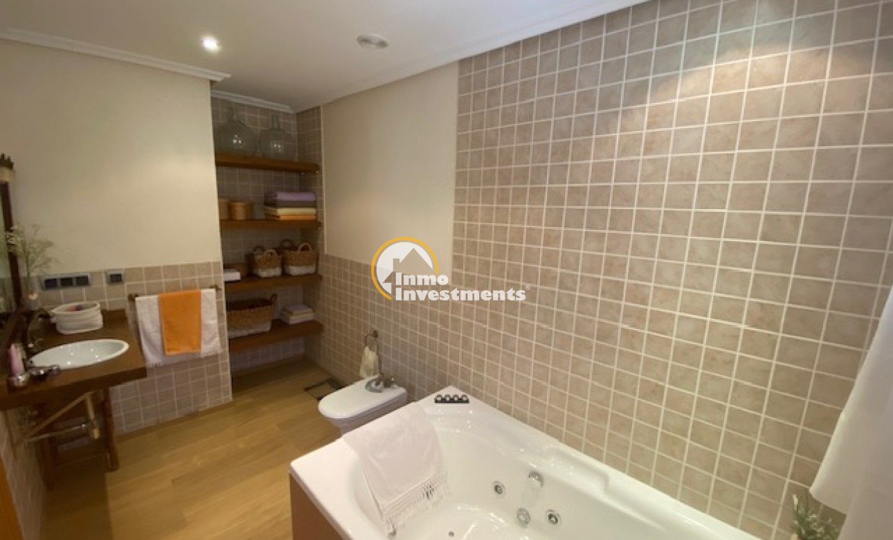 Resale - Finca - Murcia