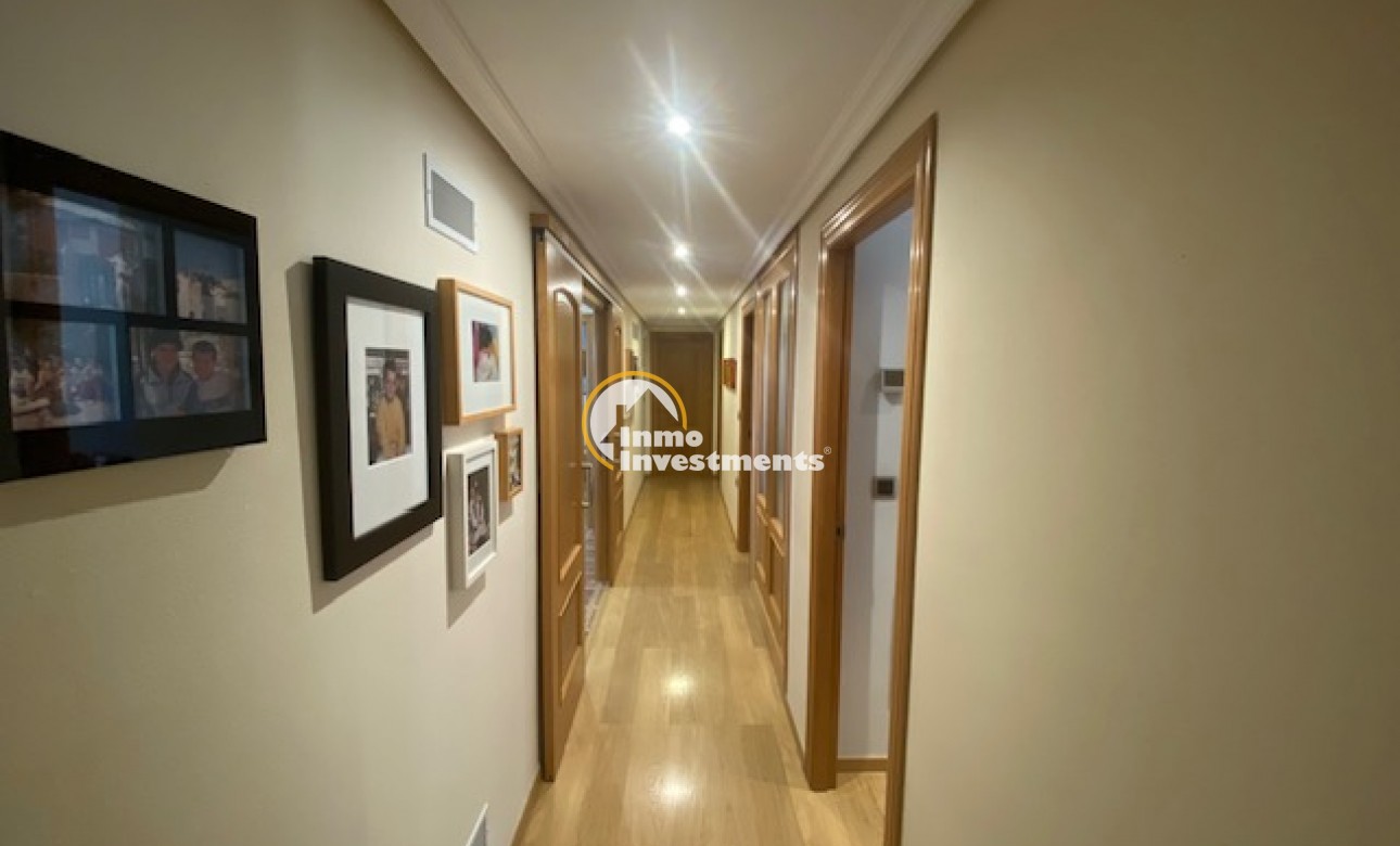 Resale - Finca - Murcia