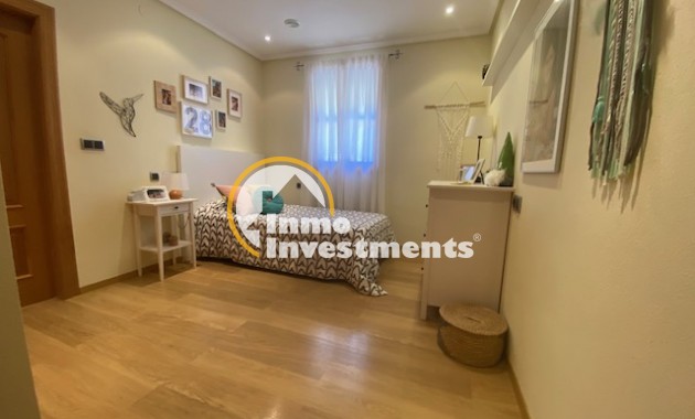 Resale - Finca - Murcia