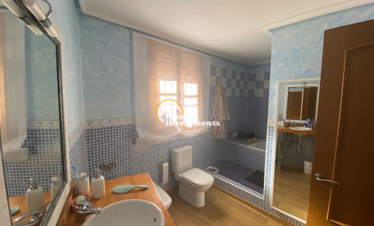 Resale - Finca - Murcia