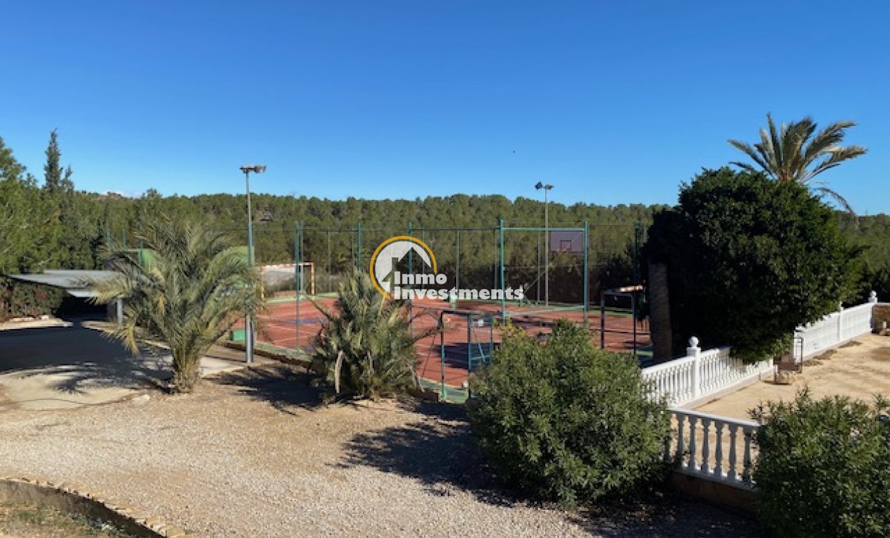 Resale - Finca - Murcia