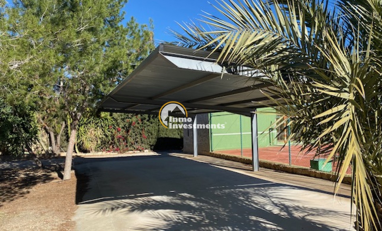 Resale - Finca - Murcia