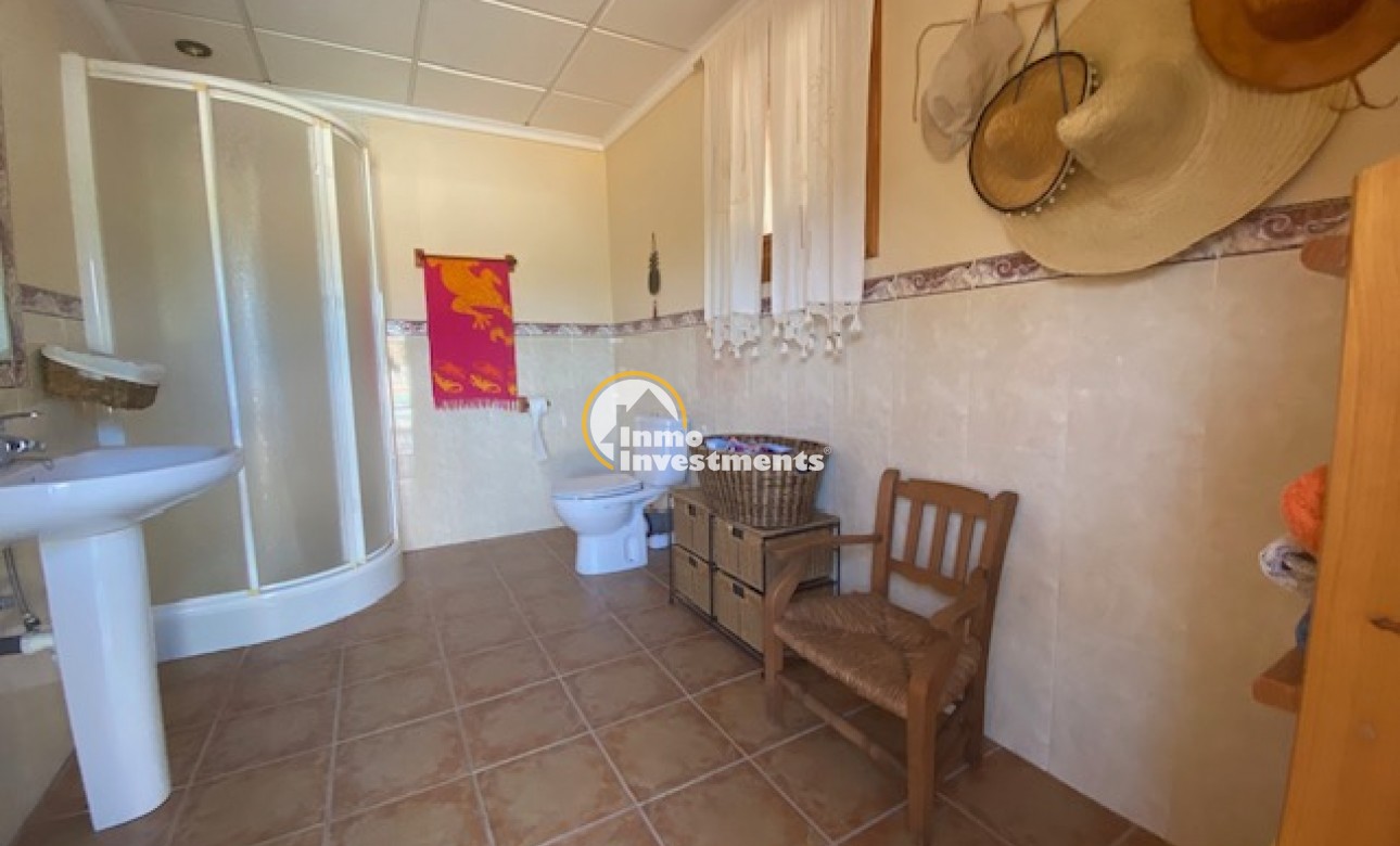 Resale - Finca - Murcia