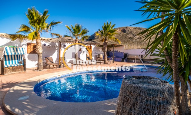 Gebrauchtimmobilien - Kommerzial - Hondón de las Nieves