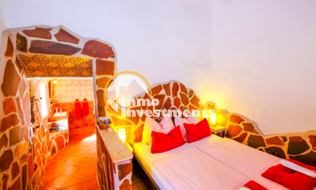 Gebrauchtimmobilien - Kommerzial - Hondón de las Nieves