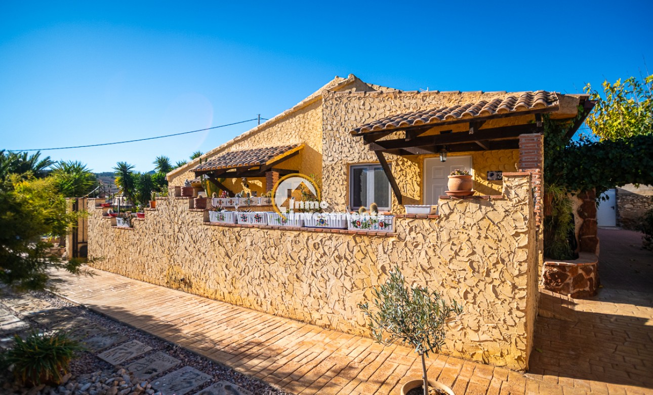 Gebrauchtimmobilien - Kommerzial - Hondón de las Nieves