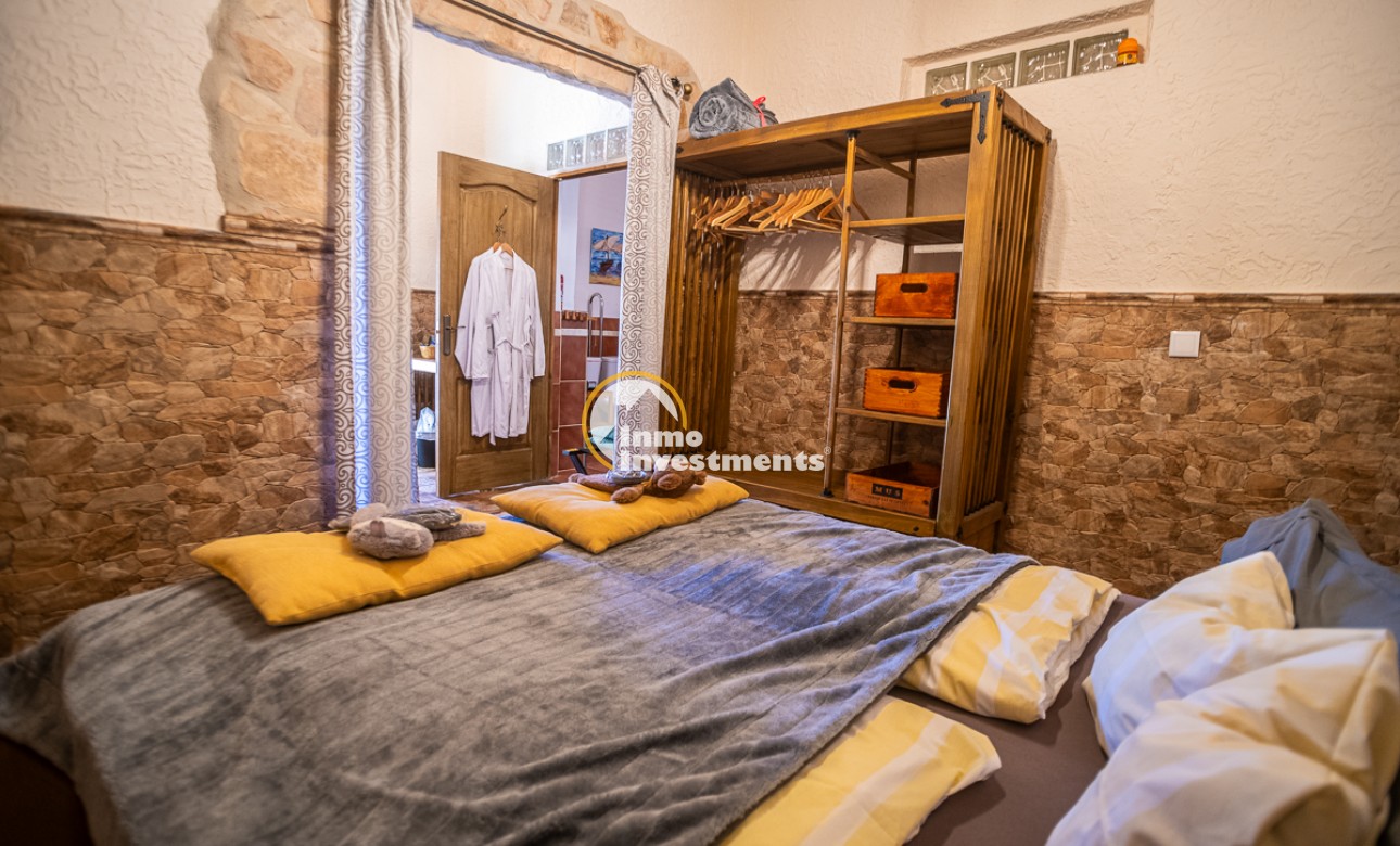 Gebrauchtimmobilien - Kommerzial - Hondón de las Nieves