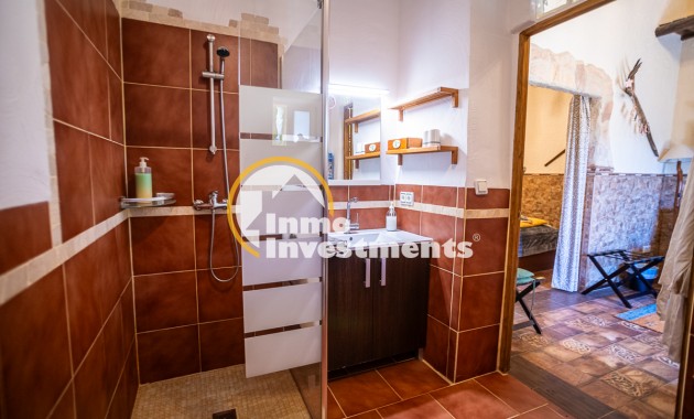 Gebrauchtimmobilien - Kommerzial - Hondón de las Nieves