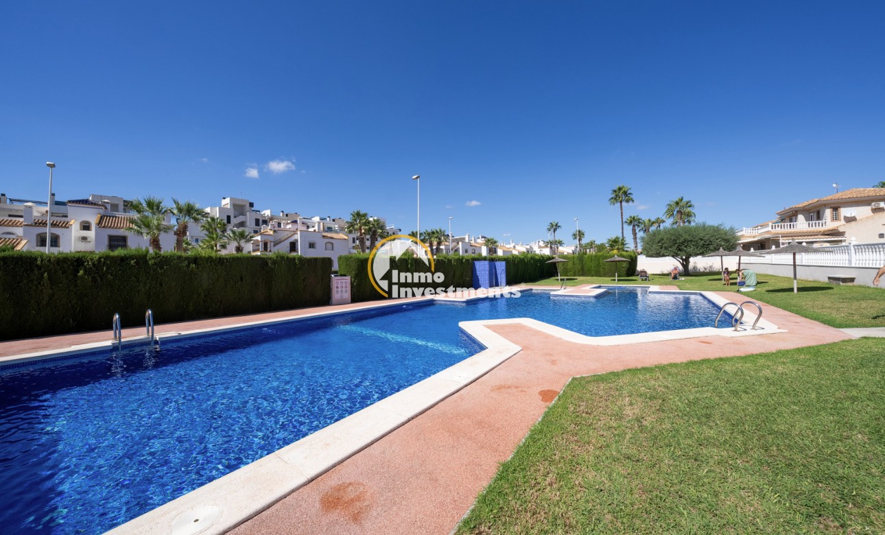 Resale - Quad House - Los Dolses