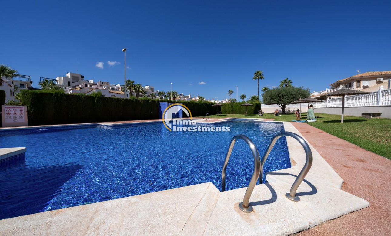 Resale - Quad House - Los Dolses