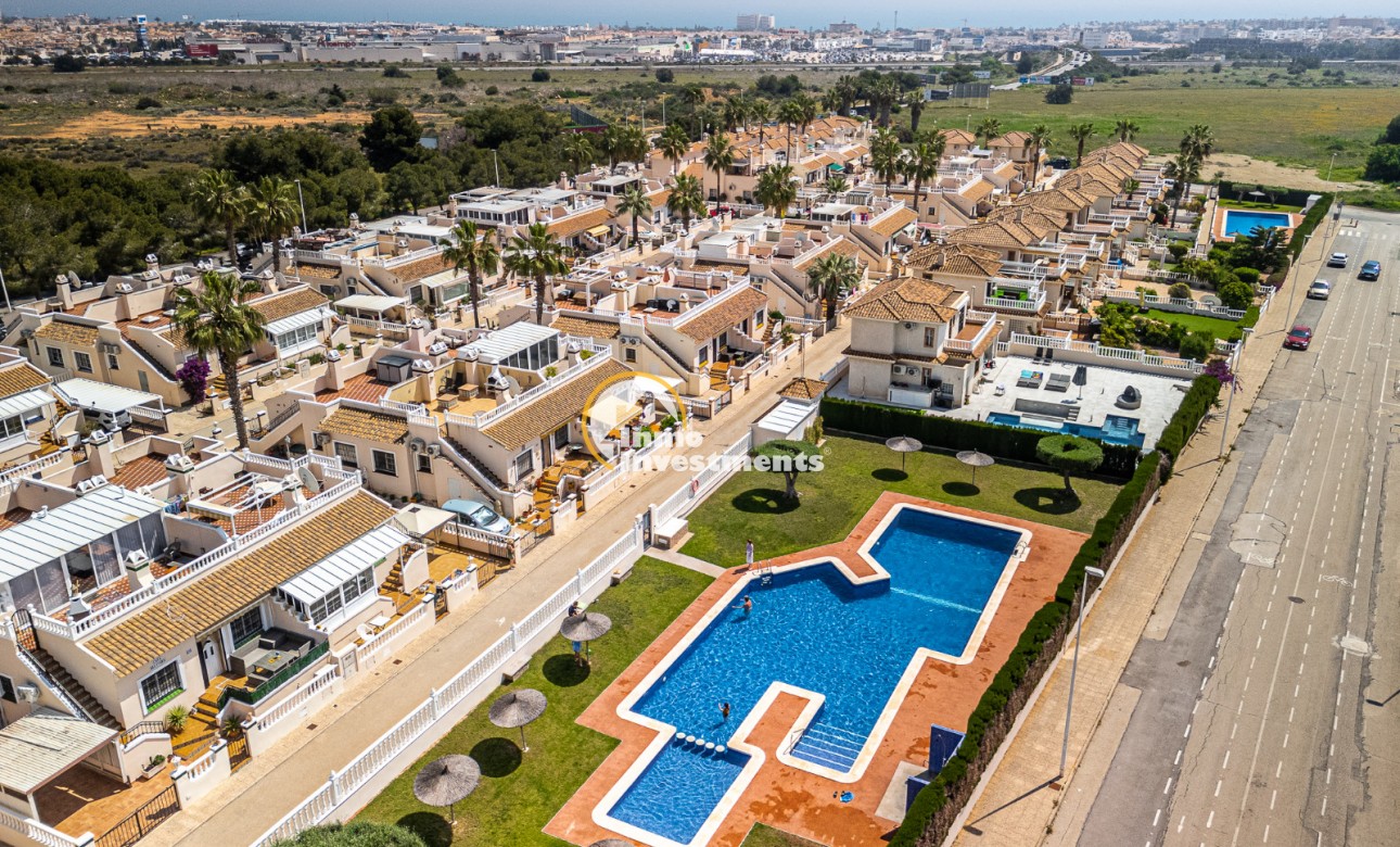 Resale - Quad House - Los Dolses