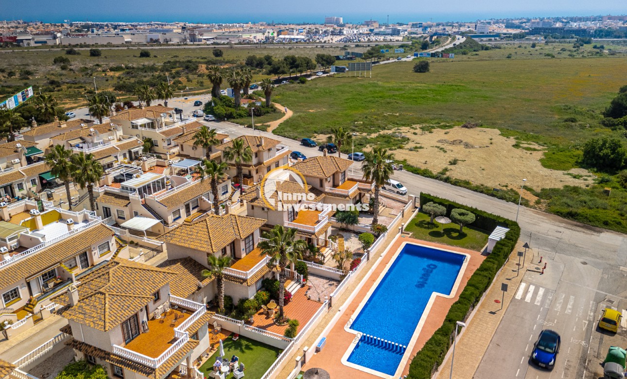 Resale - Quad House - Los Dolses