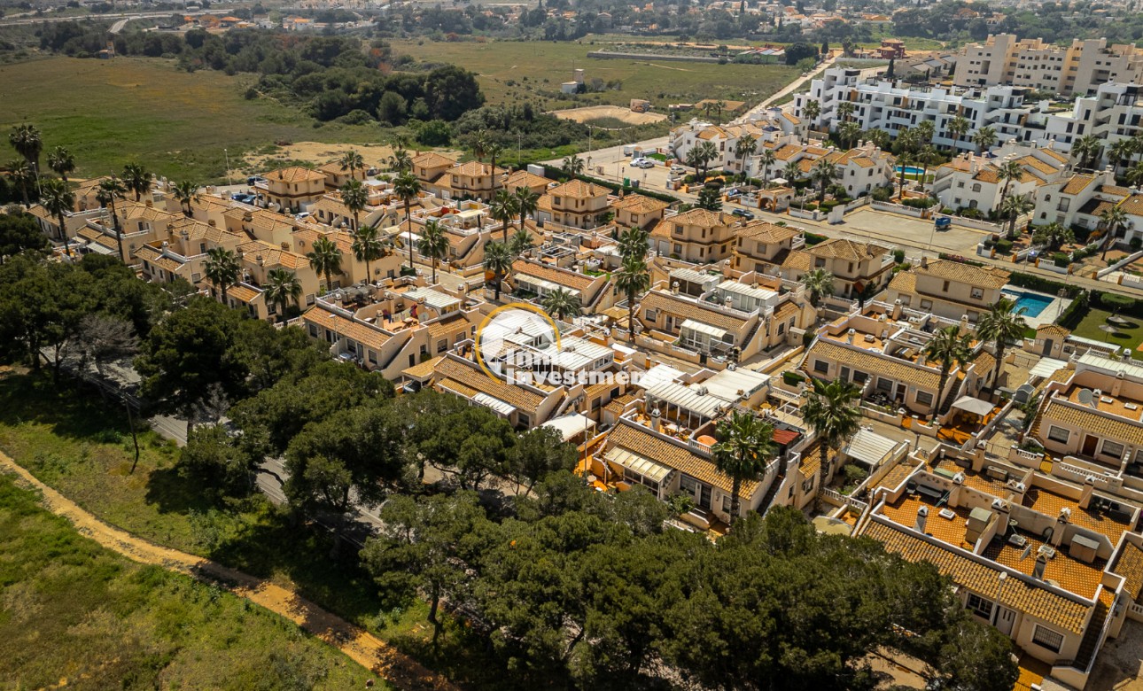 Resale - Quad House - Los Dolses