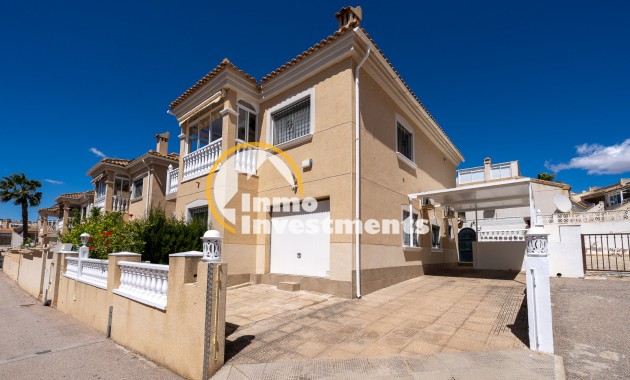 Resale - Villa - Villamartin - Montegolf