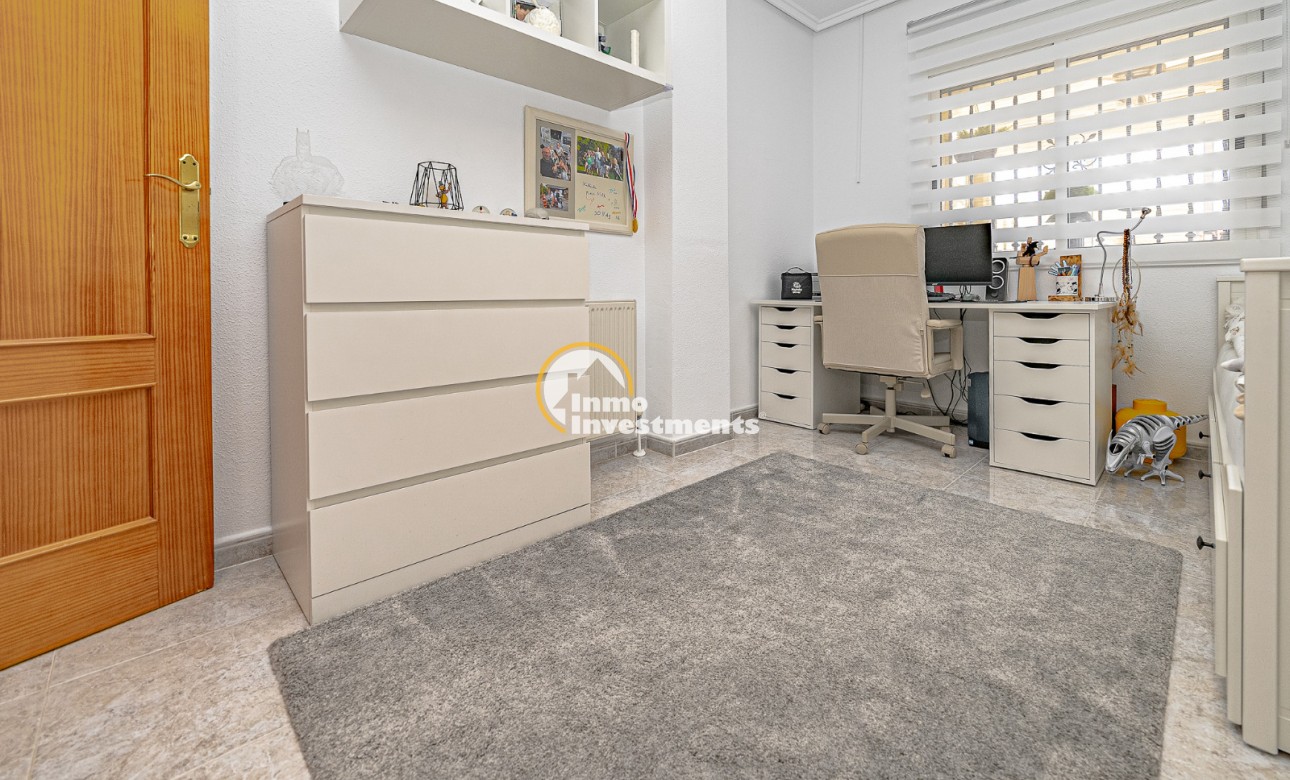 Resale - Villa - Villamartin - Montegolf