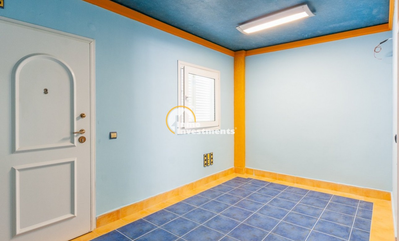 Resale - Commercial - Orihuela Costa - La Regia