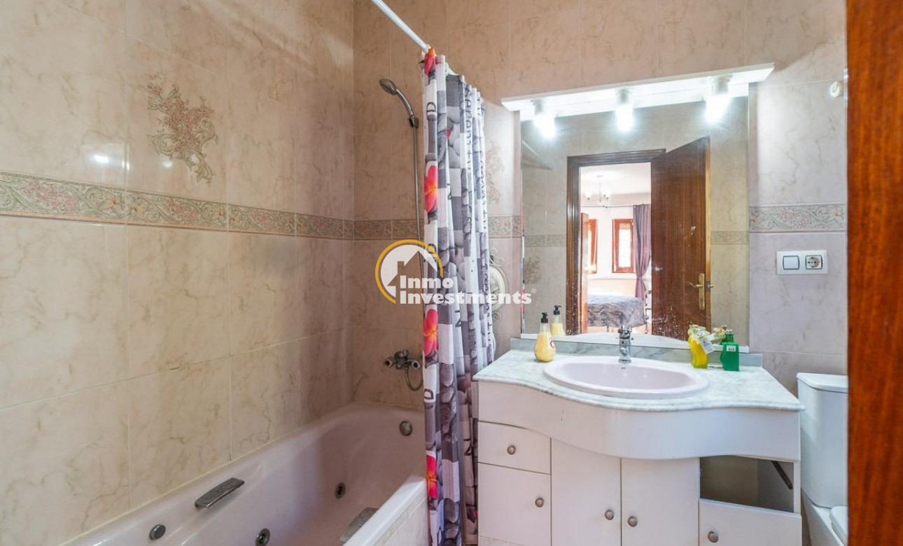 Reventa - Chalet independiente - Villamartin - Las Filipinas