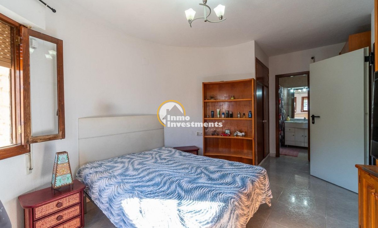 Reventa - Chalet independiente - Villamartin - Las Filipinas