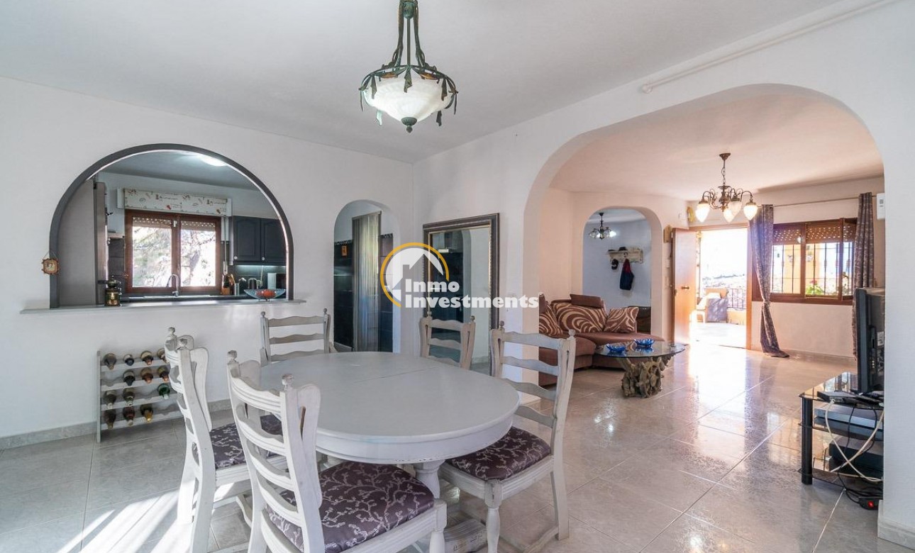 Reventa - Chalet independiente - Villamartin - Las Filipinas