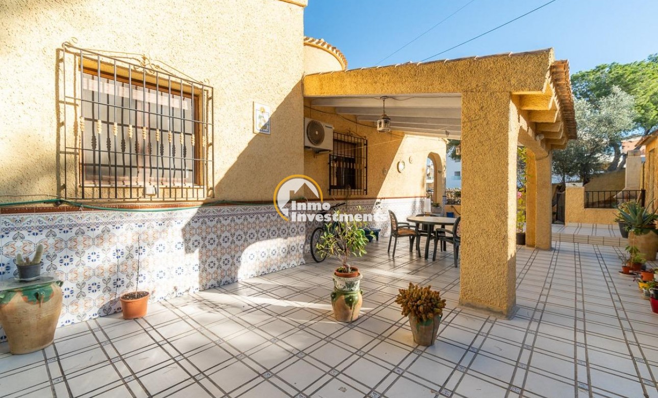 Reventa - Chalet independiente - Villamartin - Las Filipinas