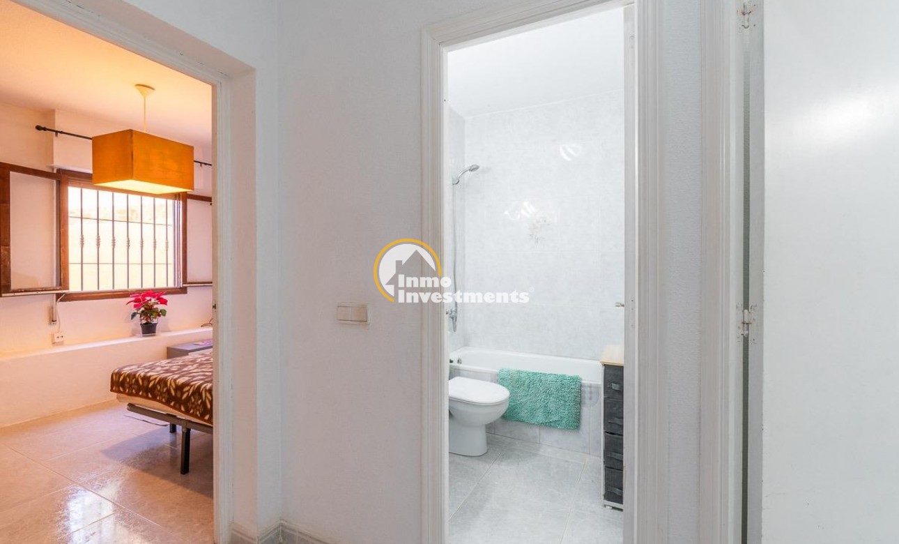 Reventa - Chalet independiente - Villamartin - Las Filipinas