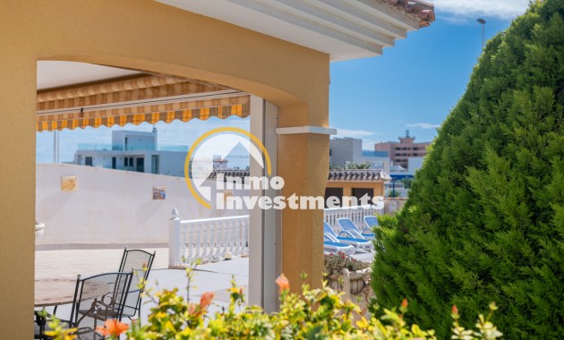 Resale - Villa - La Zenia