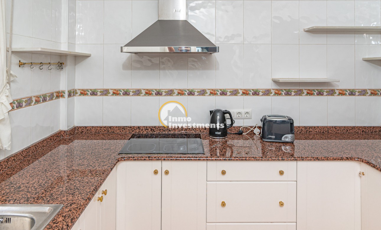 Resale - Villa - La Zenia