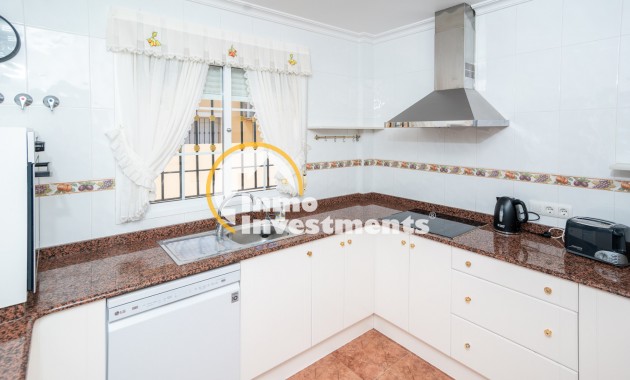 Resale - Villa - La Zenia