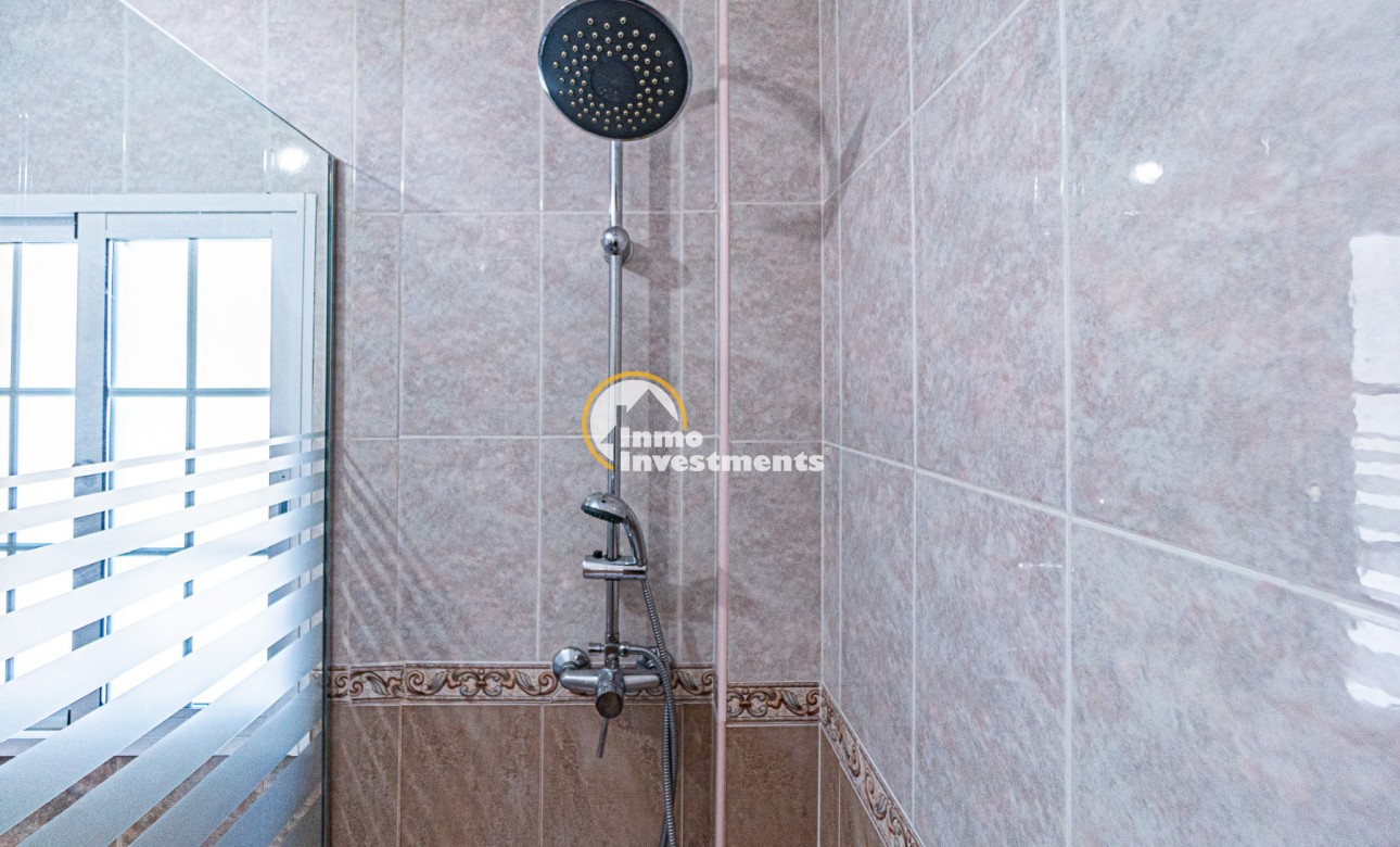 Resale - Villa - La Zenia