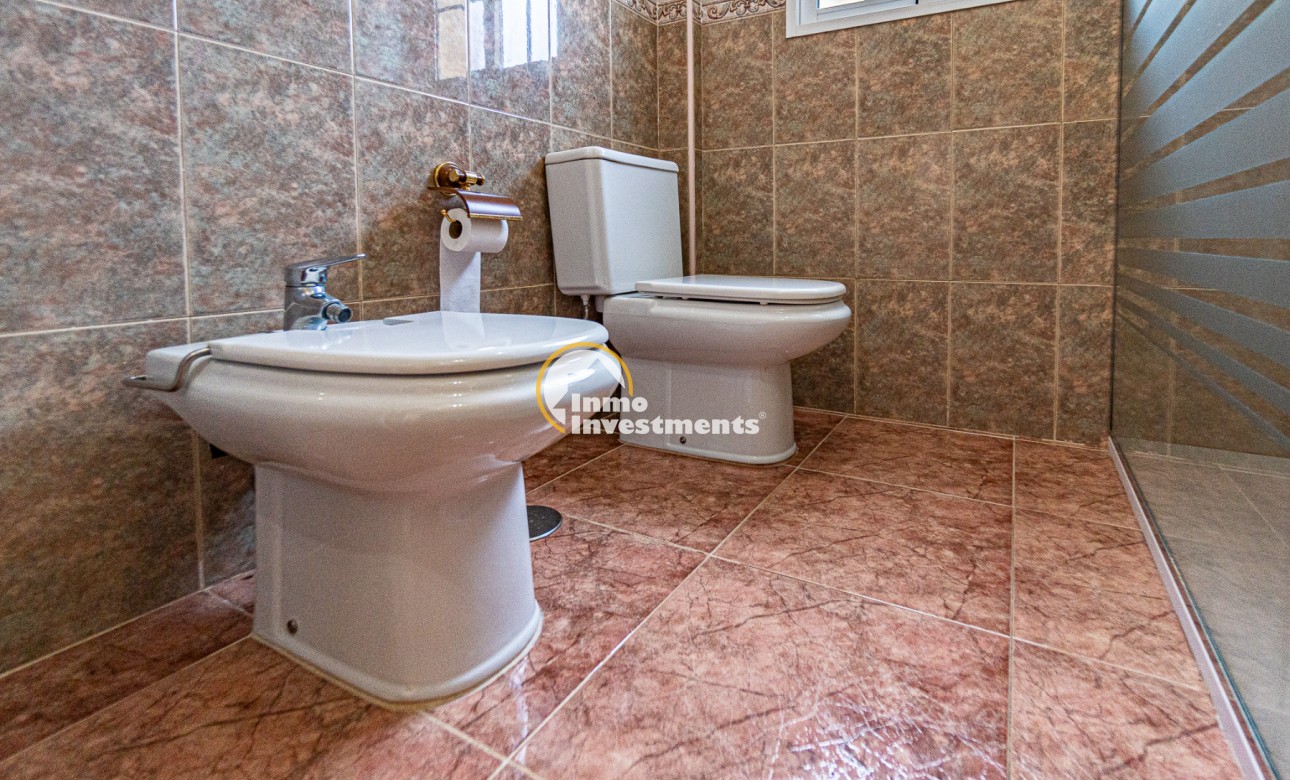 Resale - Villa - La Zenia