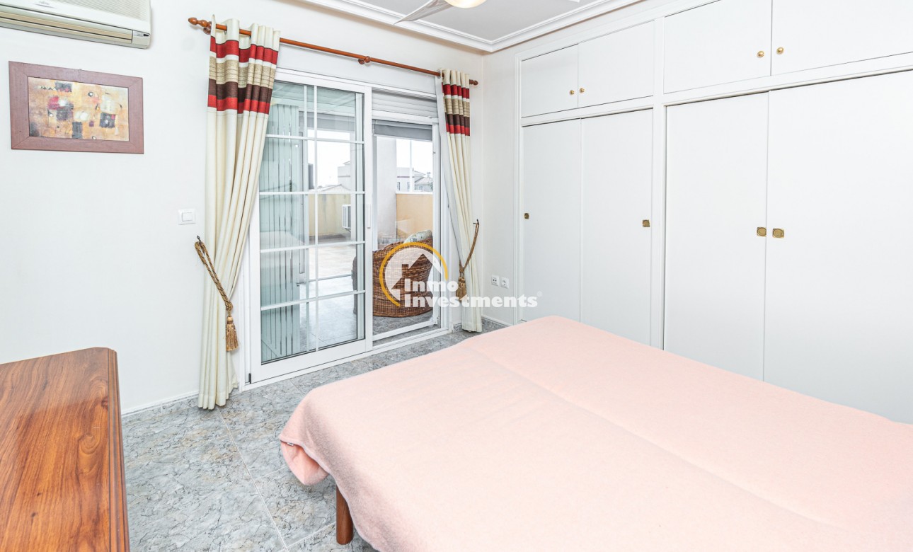 Resale - Villa - La Zenia