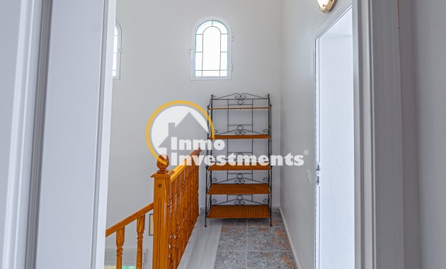 Resale - Villa - La Zenia