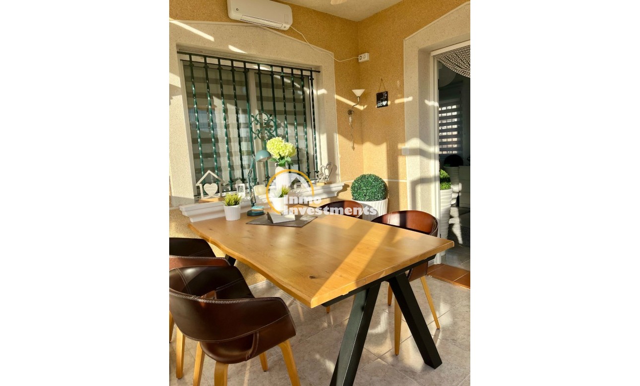 Resale - Villa - Villamartin - Montegolf