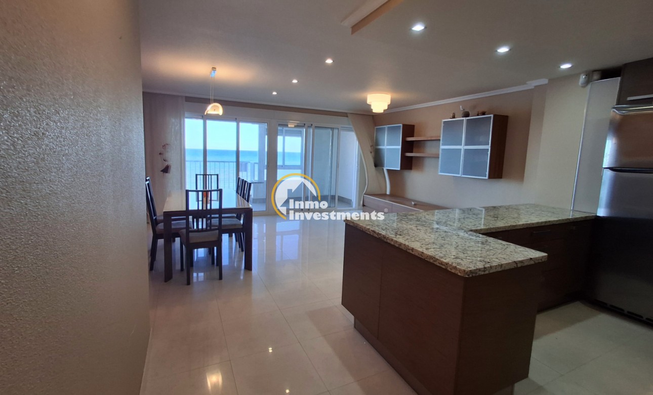 Resale - Apartment - Torrevieja - Beach