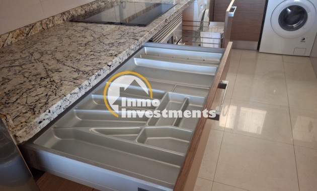 Resale - Apartment - Torrevieja - Beach