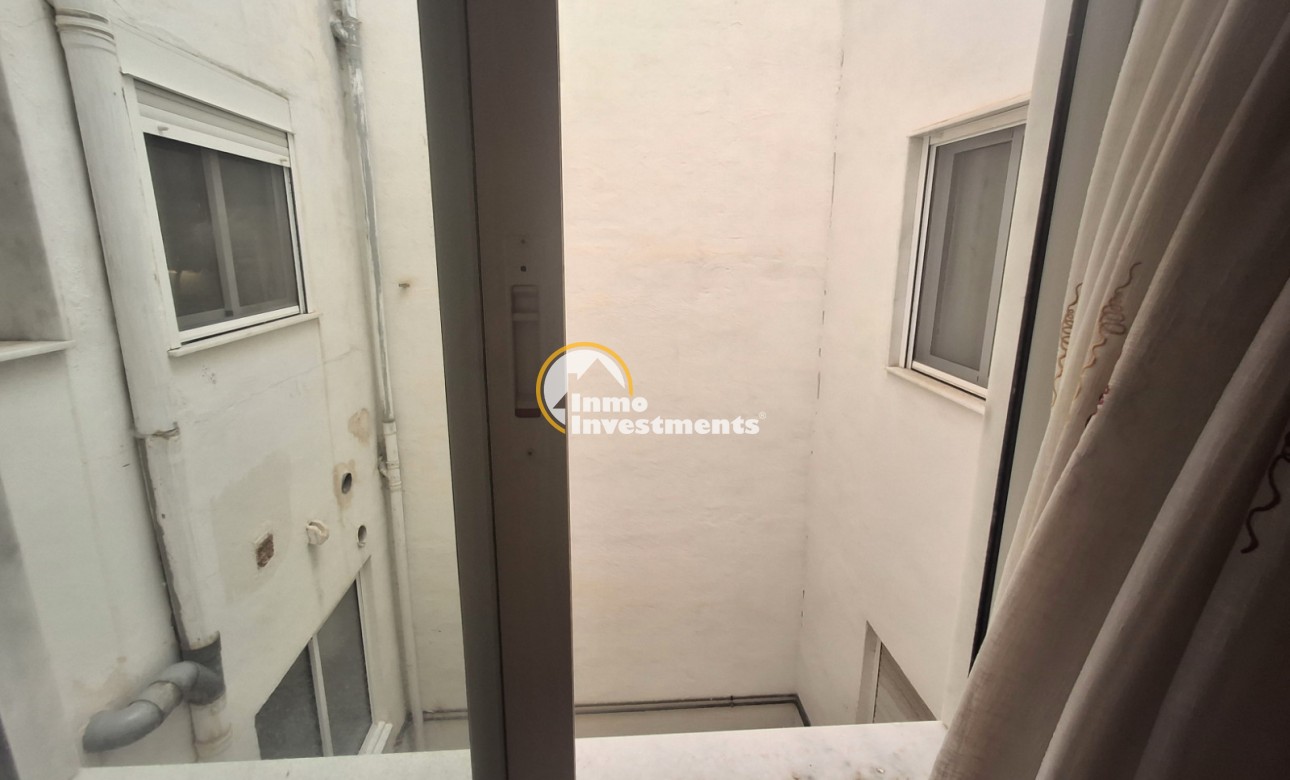 Resale - Apartment - Torrevieja - Beach