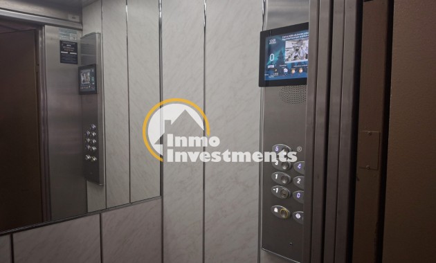 Resale - Apartment - Torrevieja - Beach