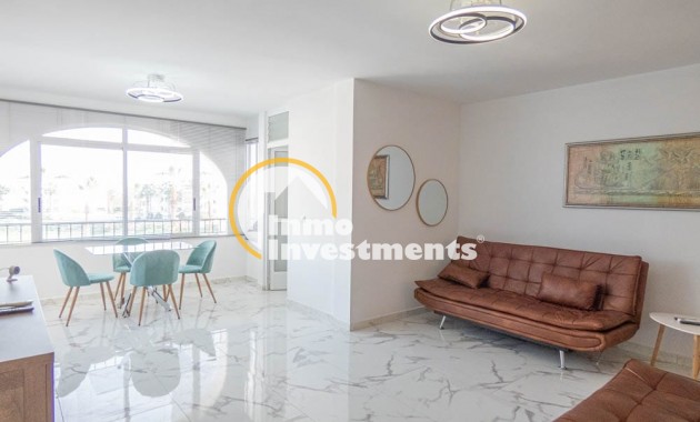 Resale - Apartment - Villamartin - Plaza