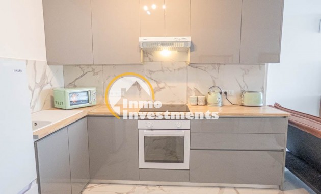 Resale - Apartment - Villamartin - Plaza