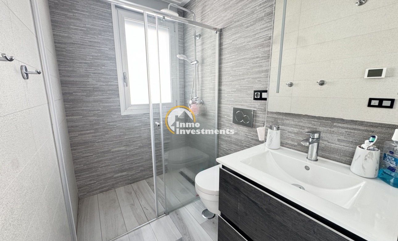 Bestaande bouw - Villa - Lomas de Cabo Roig