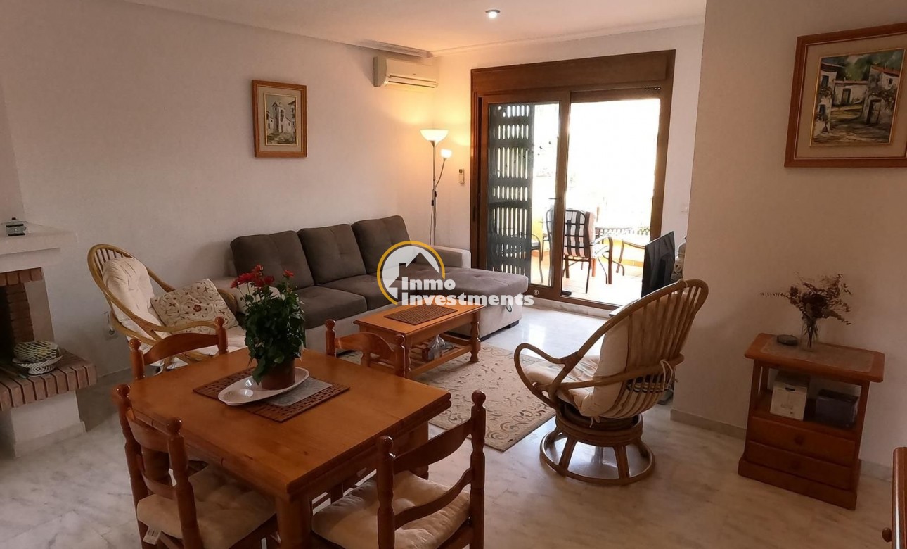 Resale - Apartment - Algorfa