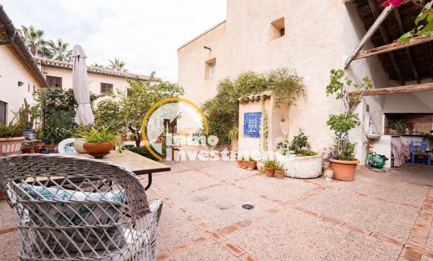 Till salu - village house - Los Martinez Del Puerto - Los Martínez del Puerto