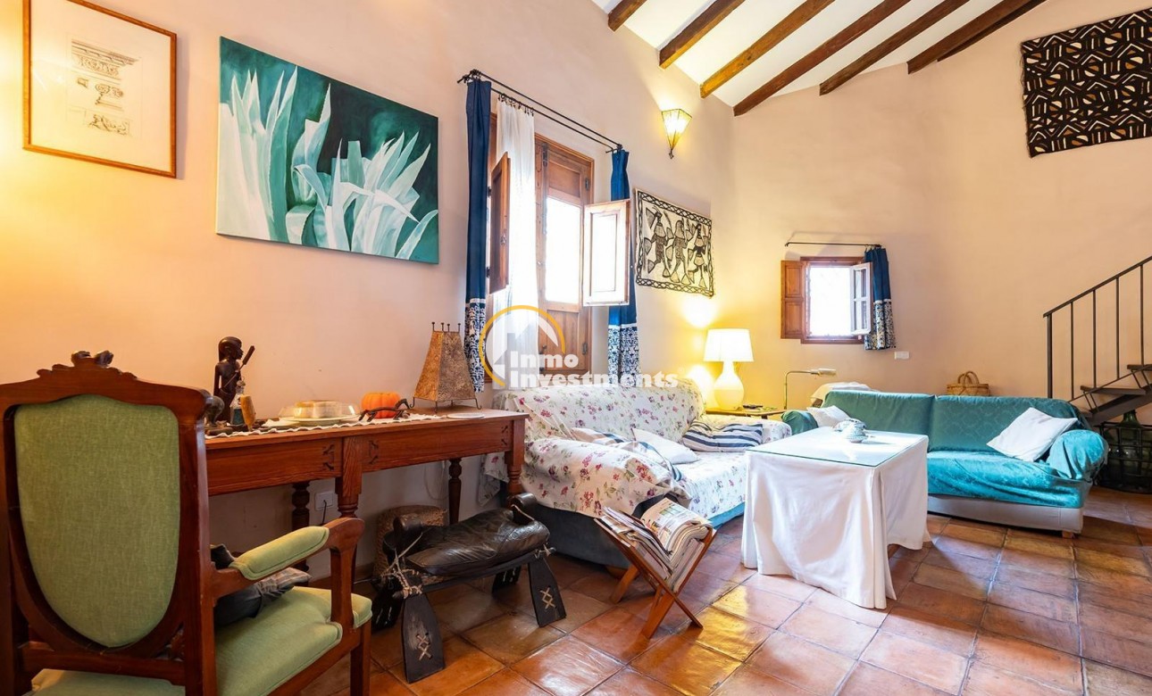 Till salu - village house - Los Martinez Del Puerto - Los Martínez del Puerto