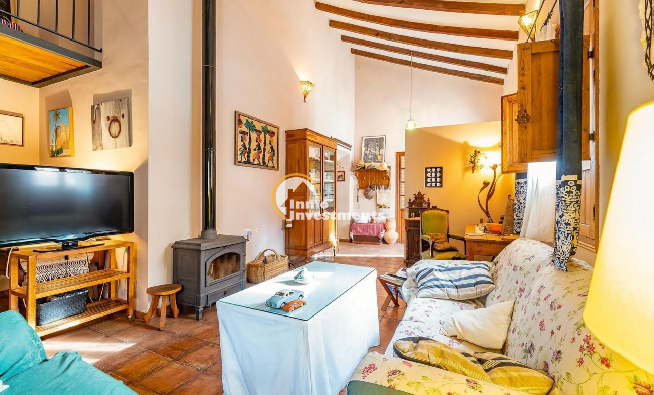 Till salu - village house - Los Martinez Del Puerto - Los Martínez del Puerto