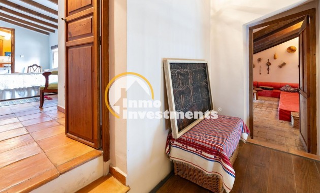 Till salu - village house - Los Martinez Del Puerto - Los Martínez del Puerto