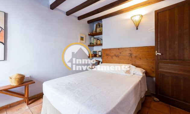 Till salu - village house - Los Martinez Del Puerto - Los Martínez del Puerto