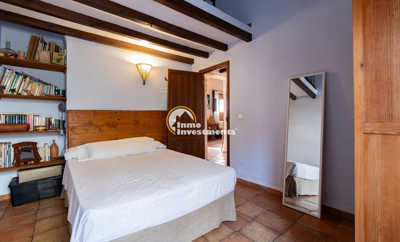 Till salu - village house - Los Martinez Del Puerto - Los Martínez del Puerto