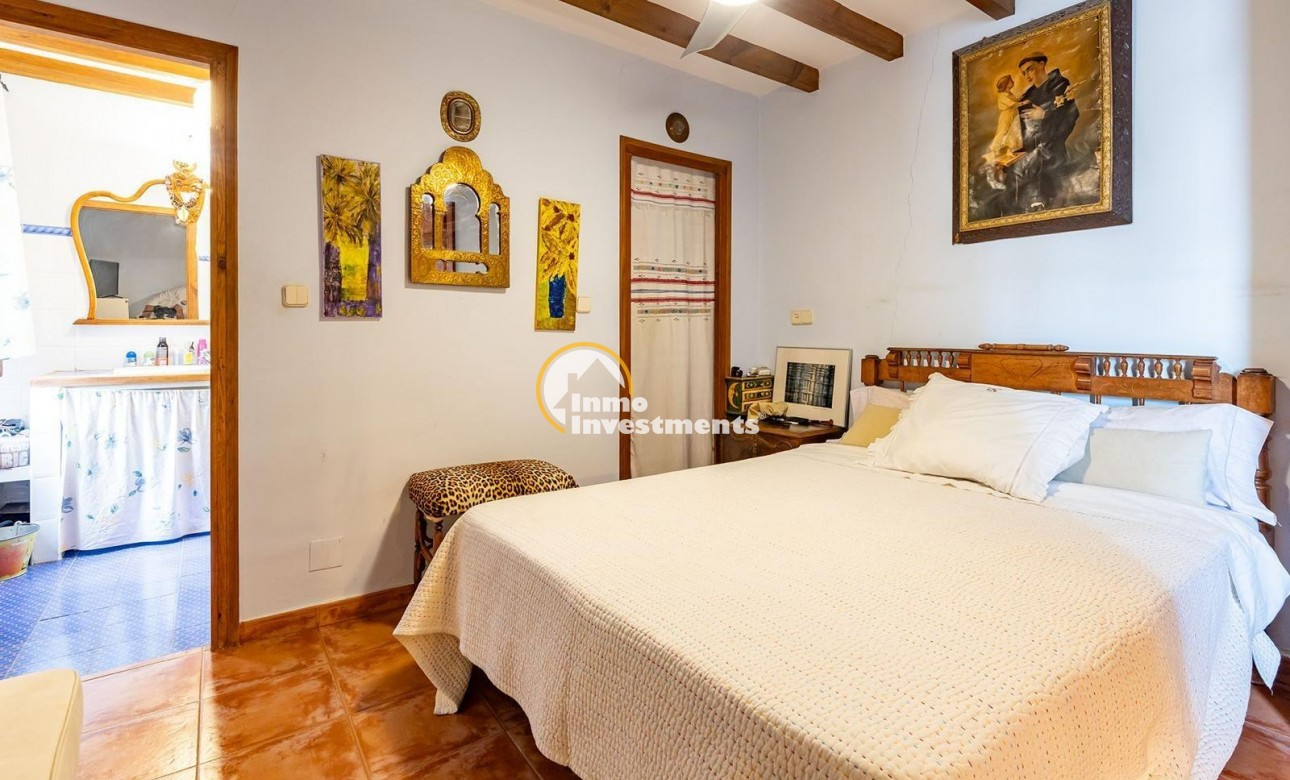 Till salu - village house - Los Martinez Del Puerto - Los Martínez del Puerto